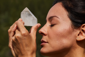 The Easiest Way To Meditate With Crystals
